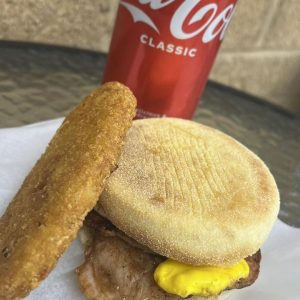 Combo - Bacon & Egg Muffin, Hash Brown & Can of Drink